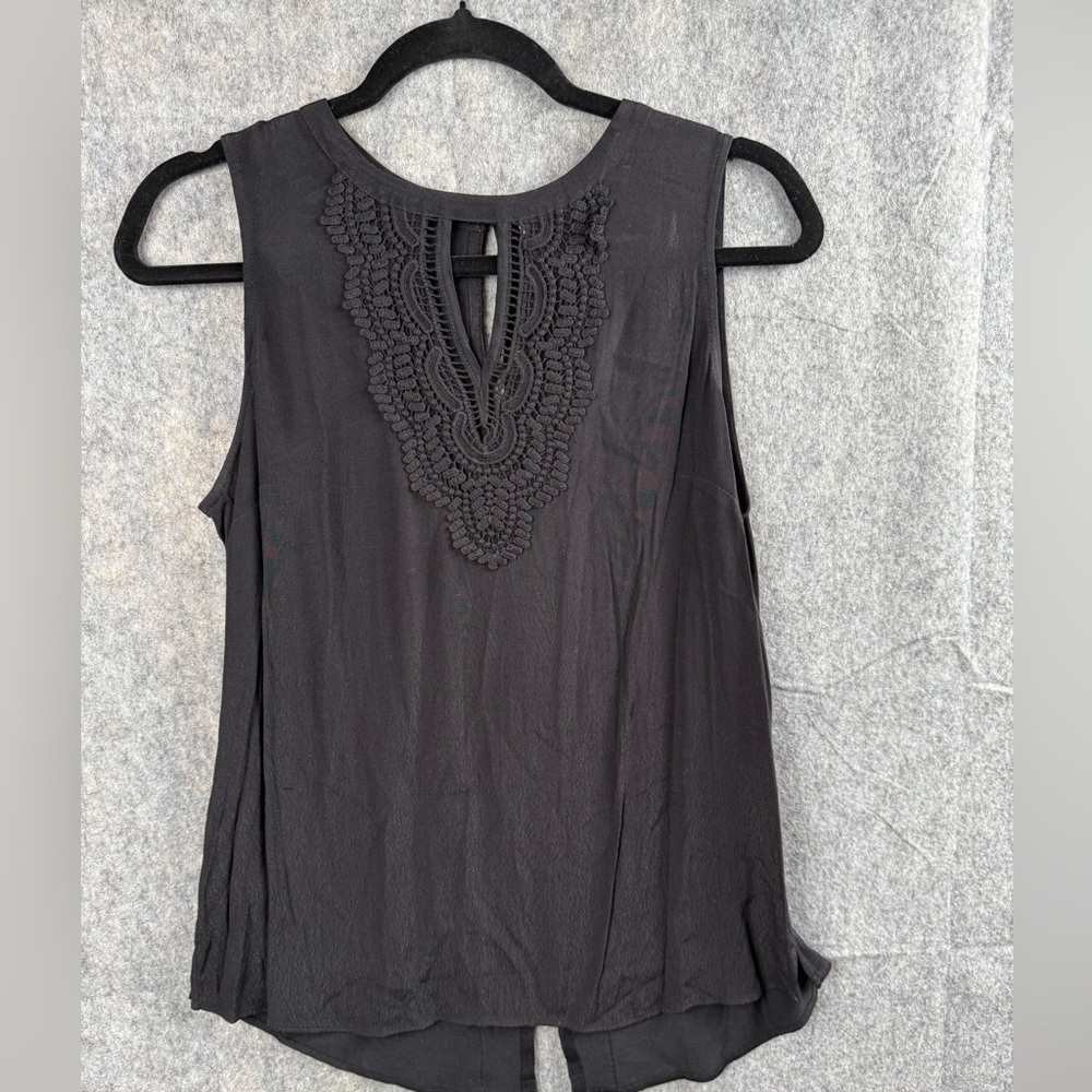 Pale Sky‎ Women Size Small Quin Keyhole Crochet sleeveless Top Black NWT